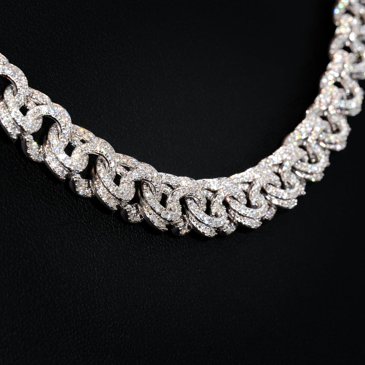 10mm Moissanite Iced Out Chino Necklace
