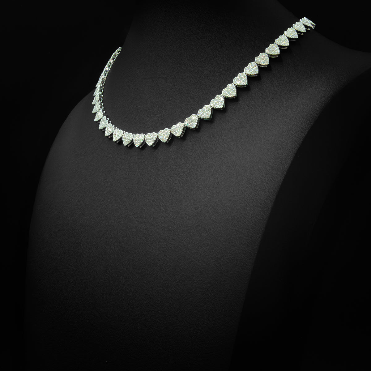 Moissanite Baguette Heart Necklace 8mm