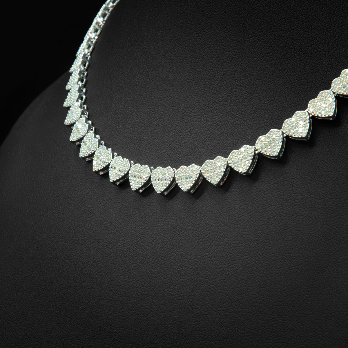 Moissanite Baguette Heart Necklace 8mm