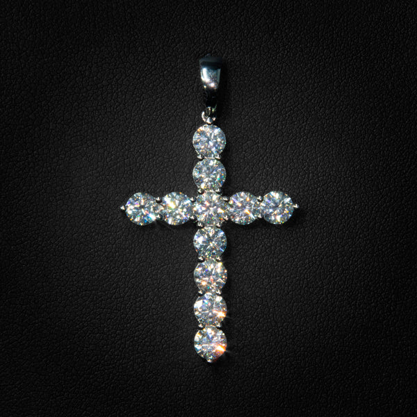 VVS Moissanite Big Stone Cross Pendant