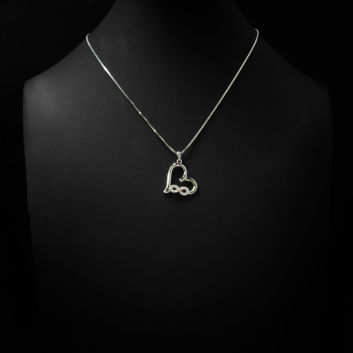 Moissanite Infinity Heart Pendant & Box Chain