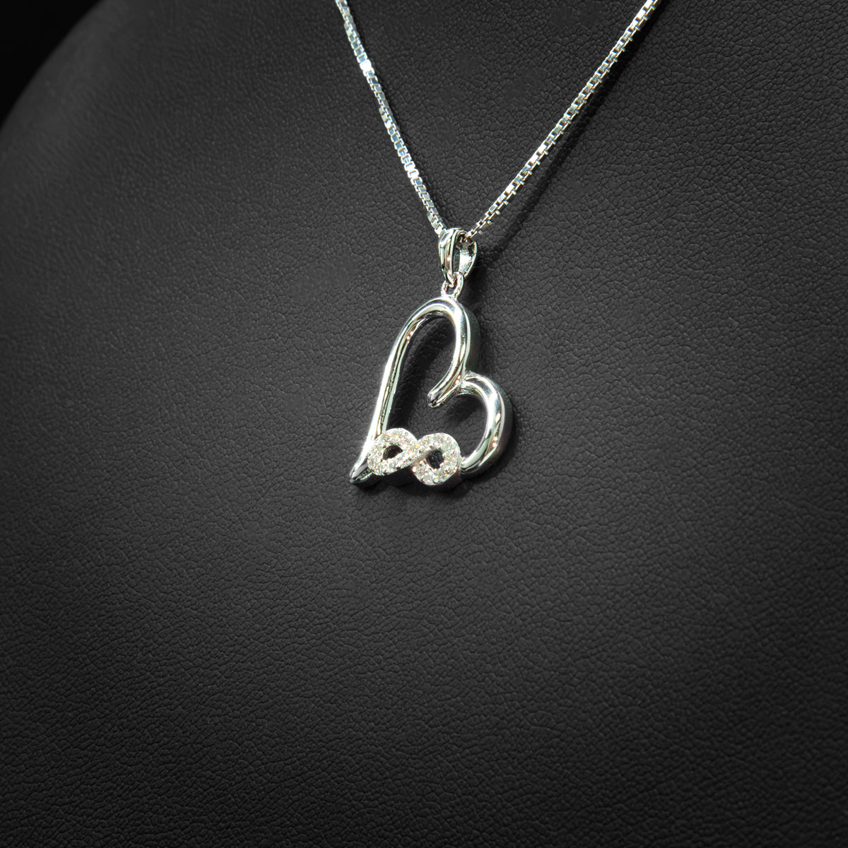 Moissanite Infinity Heart Pendant & Box Chain