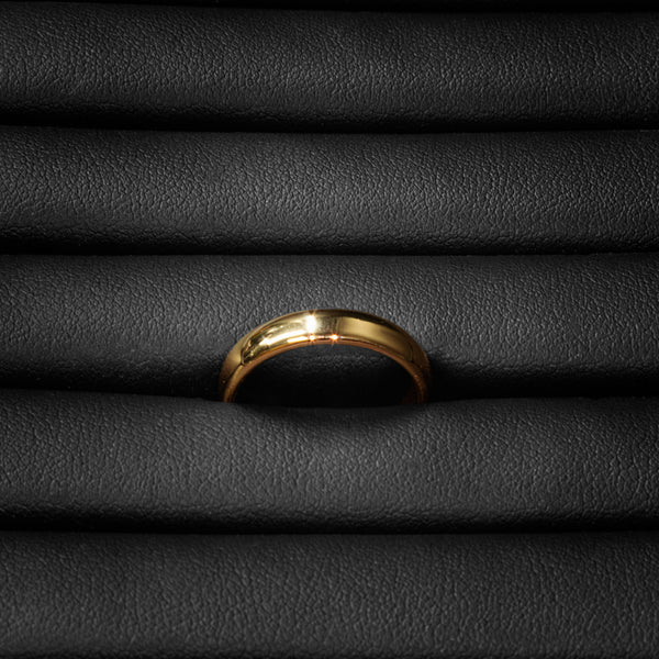 14k Yellow Gold Wedding Band